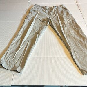 Dockers khaki D3 classic pants zipper front pockets front & back w buttons back
